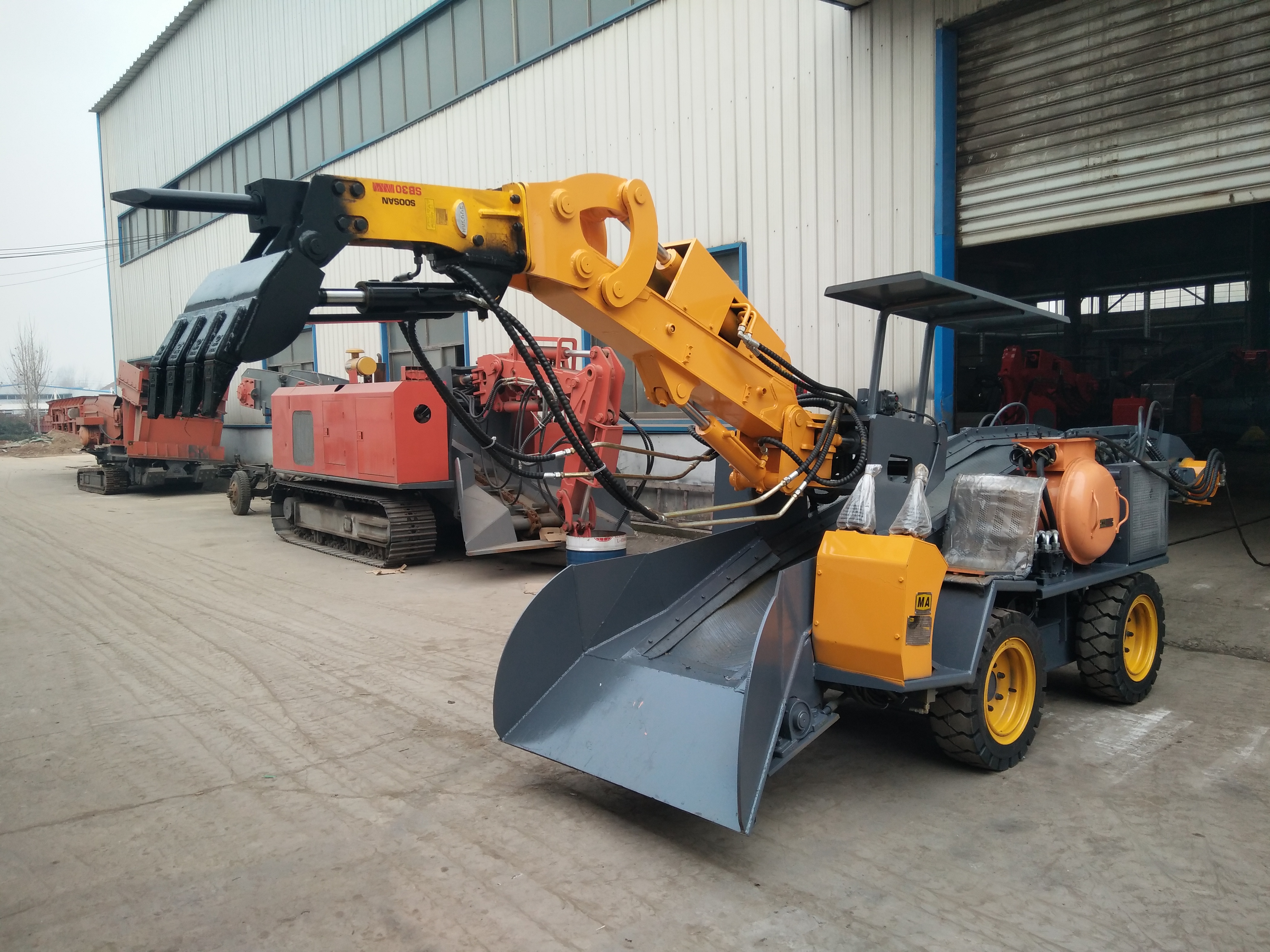 礦山洞采機械設備